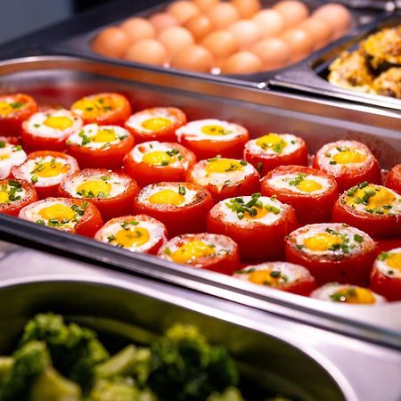 Max Health Resort Spa ウストロニエ・モルスキエ エクステリア 写真