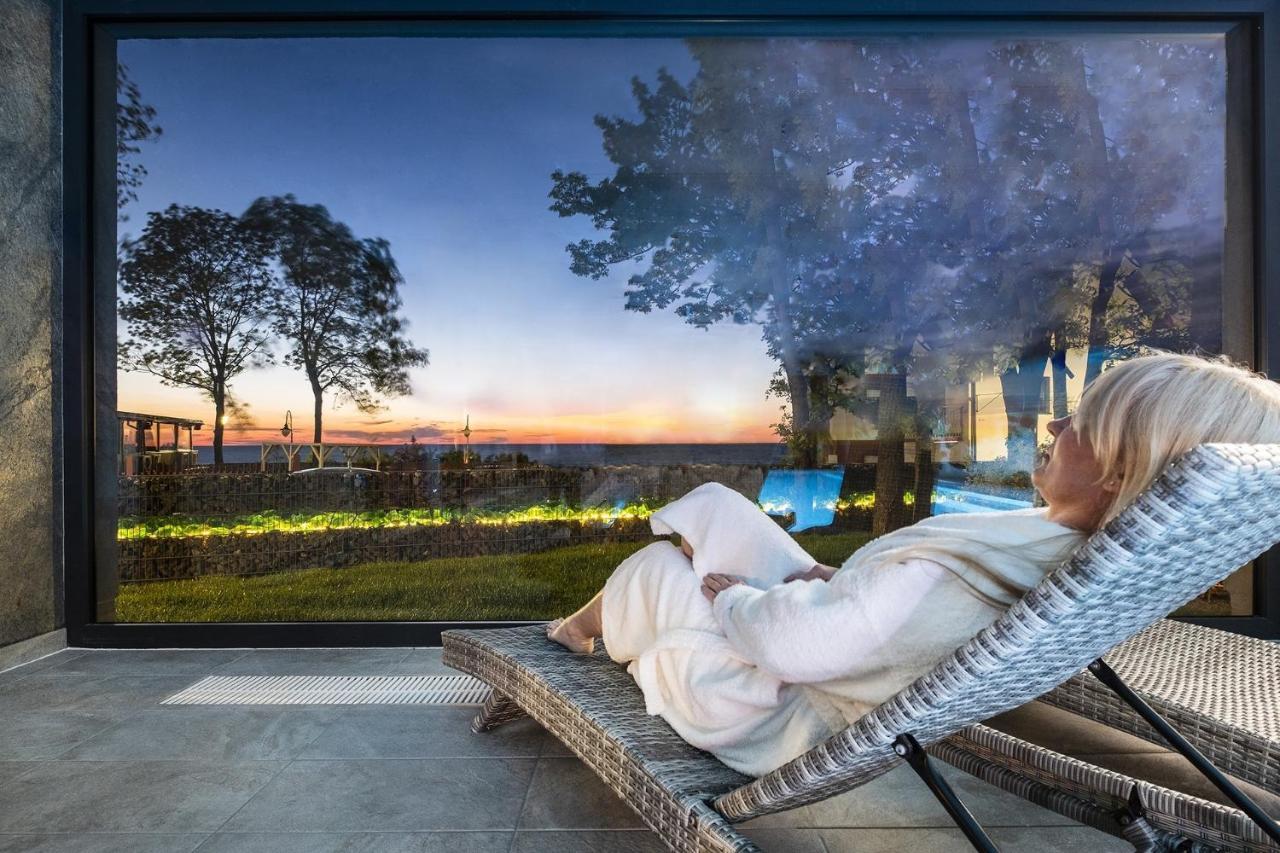 Max Health Resort Spa ウストロニエ・モルスキエ エクステリア 写真