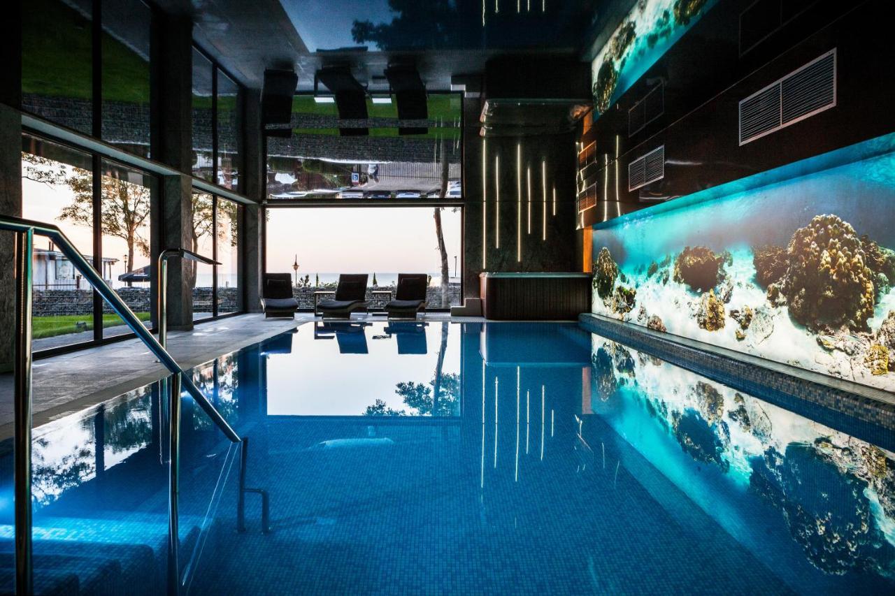 Max Health Resort Spa ウストロニエ・モルスキエ エクステリア 写真
