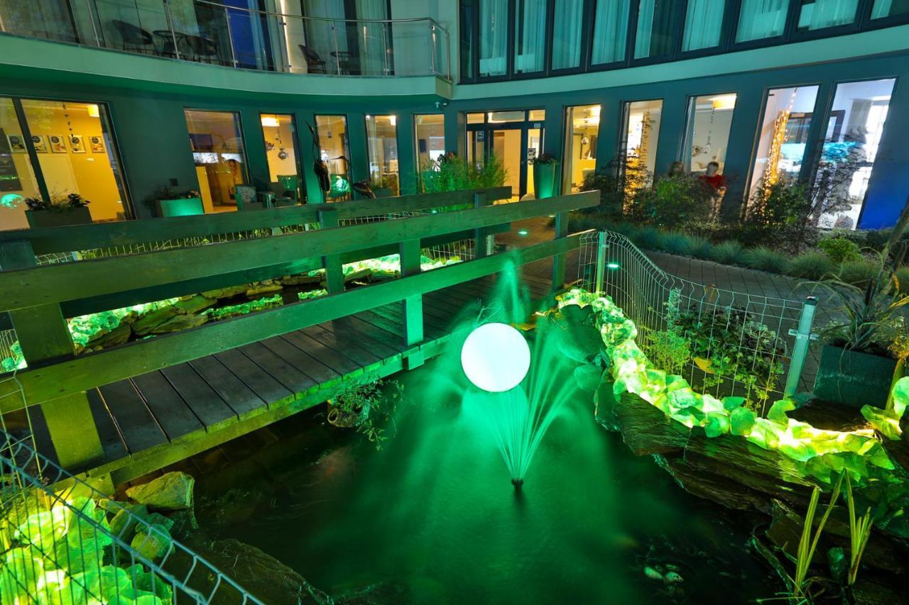 Max Health Resort Spa ウストロニエ・モルスキエ エクステリア 写真